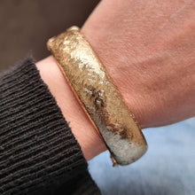 Load image into Gallery viewer, Vintage 9ct Yellow Gold Crosshatch Bangle Bracelet, Hallmarked Birmingham 1971