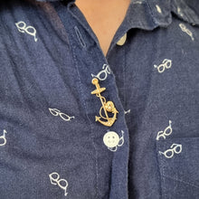 Load image into Gallery viewer, Antique 15ct Gold Anchor and Heart Bar Brooch modelled