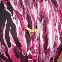 Load image into Gallery viewer, Victorian 9ct Yellow Gold Horse Brooch modelled on a pink blouse