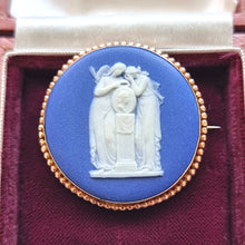 Load image into Gallery viewer, Vintage Wedgwood 9ct Gold Cameo Brooch in box