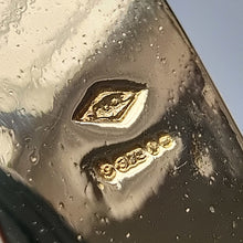 Load image into Gallery viewer, Vintage 9ct Gold Telephone Box Charm hallmark