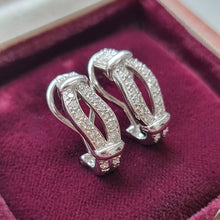 Load image into Gallery viewer, 18ct White Gold Brilliant Cut Diamond Oval Hoop Earrings in box