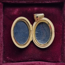 Load image into Gallery viewer, Vintage 9ct Yellow Gold Oval Locket, Hallmarked Birmingham 1997 open, inside