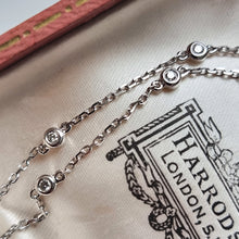 Load image into Gallery viewer, Vintage 18ct White Gold Diamond Bow Necklace chain close up