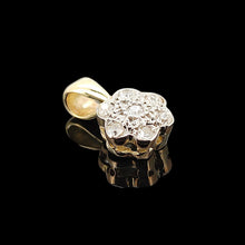 Load image into Gallery viewer, Vintage 18ct Yellow and White Gold Diamond Flower Cluster Pendant