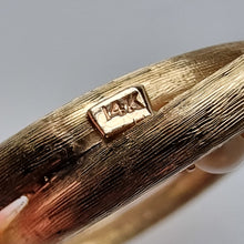 Load image into Gallery viewer, Vintage 14k Gold Pearl Double Circle Pendant stamp