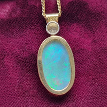 Load image into Gallery viewer, Vintage 18ct Gold Opal and Diamond Pendant, 4.00ct back