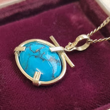 Load image into Gallery viewer, Vintage 14k Yellow Gold Turquoise Pendant in box
