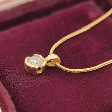 Load image into Gallery viewer, 18ct Yellow Gold Diamond 0.40ct Solitaire Pendant with Chain side view in box
