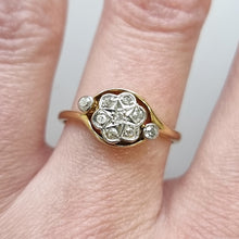Load image into Gallery viewer, Antique 18ct Gold Diamond Daisy Cluster Ring