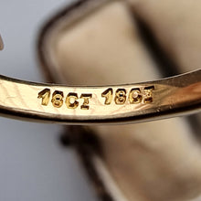 Load image into Gallery viewer, Vintage 18ct Gold Diamond Cluster Ring