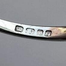 Load image into Gallery viewer, Vintage 18ct White Gold Diamond Cluster Ring, 0.30ct hallmark