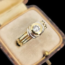 Load image into Gallery viewer, Vintage 18ct Yellow & White Gold Diamond Solitaire Ring, 0.40ct in an antique ring box