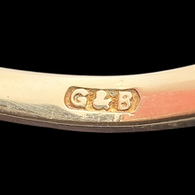 Load image into Gallery viewer, Vintage 18ct Gold Three Stone Oval and Brilliant Cut Diamond Ring, 0.60ct G&B stamp