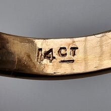 Load image into Gallery viewer, Vintage 14ct Gold Green Agate Ring 14ct stamp