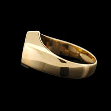 Load image into Gallery viewer, 18ct Yellow Gold Solitaire Green Sapphire Ring