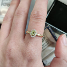 Load image into Gallery viewer, 14K Yellow Gold Peridot and Diamond Oval Cluster Ring