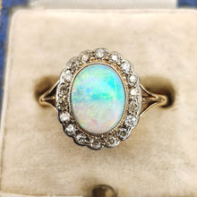 Load image into Gallery viewer, Vintage 18ct Yellow Gold Opal and Diamond Oval Cluster Ring