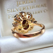 Load image into Gallery viewer, Vintage 18ct Yellow Gold Garnet Cluster Ring behind head