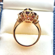 Load image into Gallery viewer, Vintage 18ct Yellow Gold Garnet Cluster Ring side profile