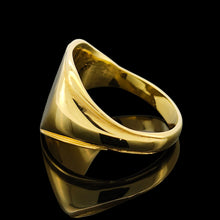 Load image into Gallery viewer, Vintage 18ct Yellow Gold Shield Signet Ring