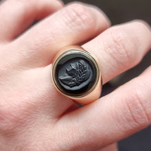 Load image into Gallery viewer, Vintage 9ct Gold Onyx Cameo Signet Ring
