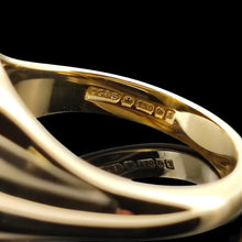 Load image into Gallery viewer, Vintage 18ct Yellow Gold Plain Oval Signet Ring, Hallmarked Birmingham 1992