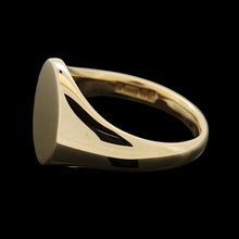 Load image into Gallery viewer, A yellow gold plain oval signet ring