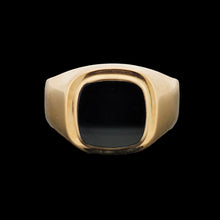 Load image into Gallery viewer, A cushion shaped onyx signet ring in yellow gold