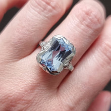 Load image into Gallery viewer, Vintage 18ct White Gold Synthetic Blue Spinel Ring modelled