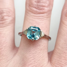 Load image into Gallery viewer, Vintage 9ct White Gold Blue Zircon Ring modelled