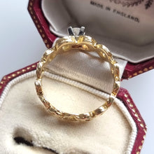 Load image into Gallery viewer, Vintage 18ct Gold 0.20ct Diamond Solitaire Ring side profile