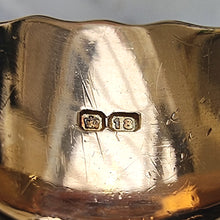Load image into Gallery viewer, Antique 18ct Yellow Gold Signet Ring, Hallmarked Chester 1901 fineness stamp behind head