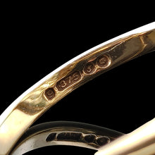 Load image into Gallery viewer, An oval moss agate ring in yellow gold, hallmarked as 9 carat gold, London 1973