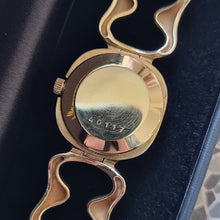 Load image into Gallery viewer, Longines Retro 1970's 9ct Gold Lapis Dial Mechanical Wrist Watch case back