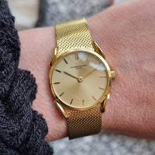 Load image into Gallery viewer, Vacheron & Constantin Vintage 1960's 18ct Gold Mechanical Wrist Watch modelled