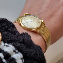 Load image into Gallery viewer, Vacheron & Constantin Vintage 1960's 18ct Gold Mechanical Wrist Watch modelled