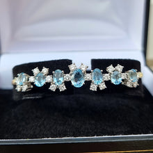 Load image into Gallery viewer, Vintage 18ct Gold Aquamarine & Diamond Articulated Bangle in box