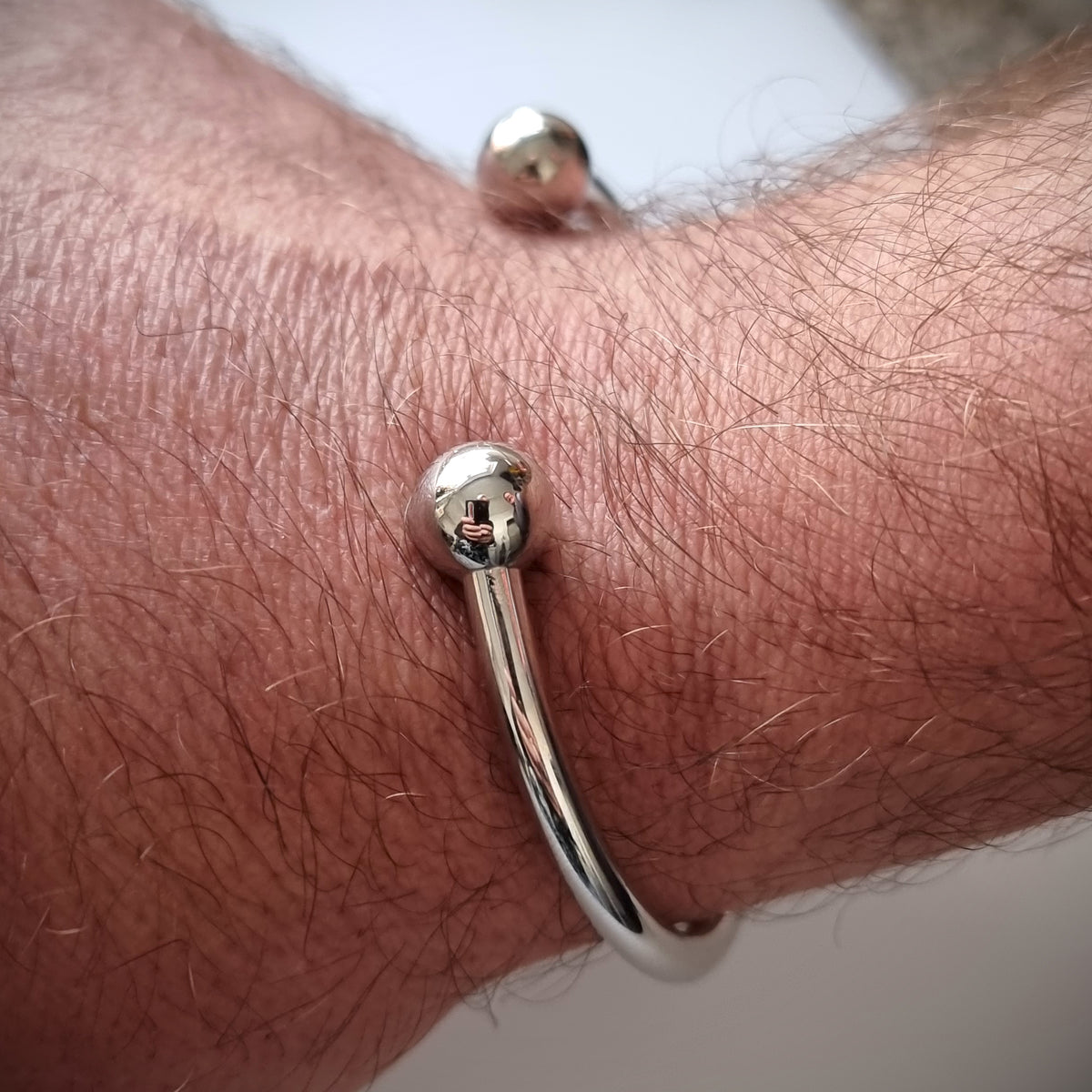 Silver torque bangle on sale pandora