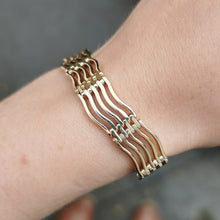 Load image into Gallery viewer, Vintage 9ct Gold Bracelet with Heart Padlock