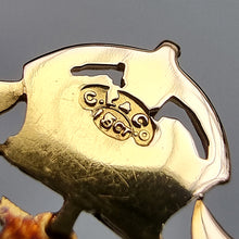 Load image into Gallery viewer, Vintage 15ct Gold Naval Sweetheart Bar Brooch stamp