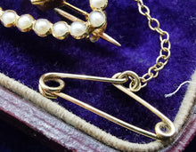 Load image into Gallery viewer, Antique 15ct Gold Amethyst & Pearl Bar Brooch