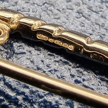 Load image into Gallery viewer, Vintage 9ct Gold Golfer Pearl Brooch