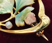 Load image into Gallery viewer, Art Nouveau 9ct Gold Enamel & Pearl Leaf Brooch