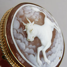 Load image into Gallery viewer, Vintage 9ct Gold Taurus Bull Cameo Brooch