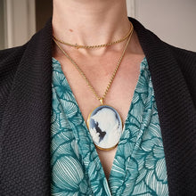 Load image into Gallery viewer, Vintage 9ct Gold Long 32" Rope Chain, 19.0 grams modelled with pendant