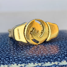 Load image into Gallery viewer, Vintage 9ct Gold London Tower Bridge Charm base