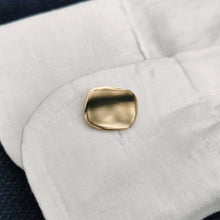 Load image into Gallery viewer, Vintage 9ct Gold Swivel Back Cufflinks