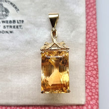 Load image into Gallery viewer, Vintage 9ct Gold Citrine Pendant front