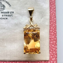 Load image into Gallery viewer, Vintage 9ct Gold Citrine Pendant front